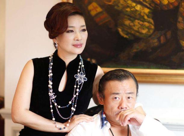 周立波|两次被抛弃，宁可和丈夫离婚也要再嫁周立波的张洁，如今怎样了？