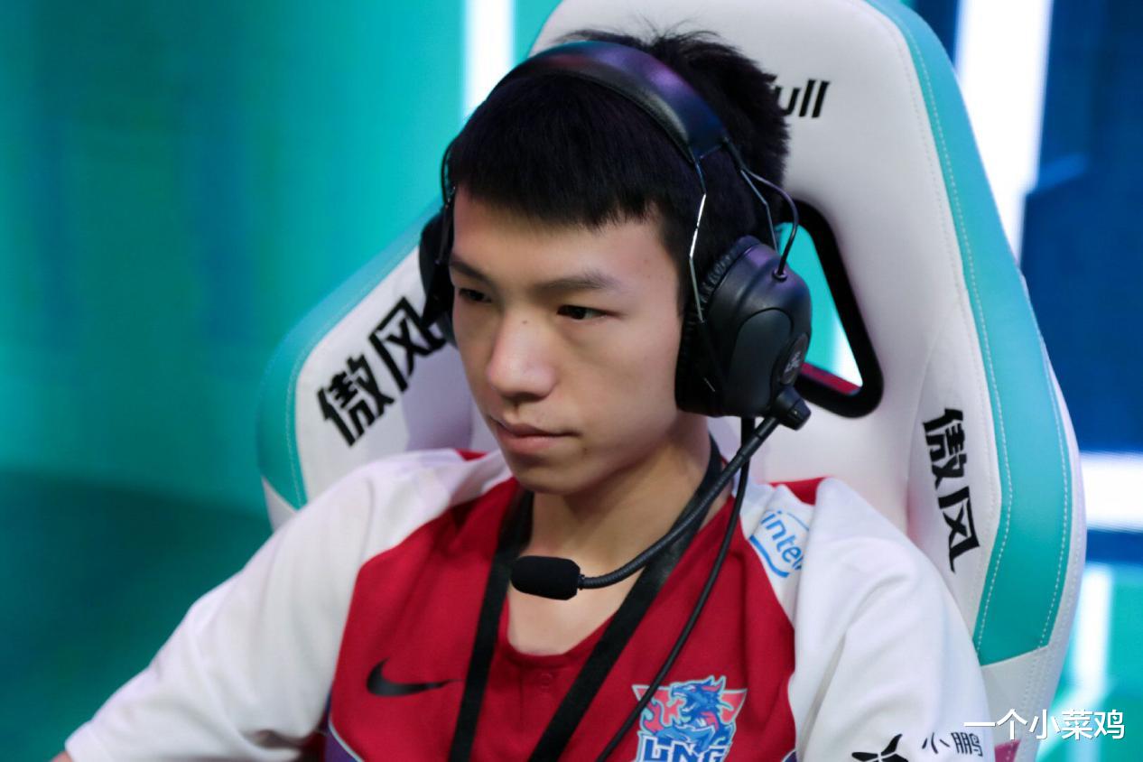 打野|继“846挖掘机”后，正版打野再次出现惊人操作，这真的是LPL选手吗？