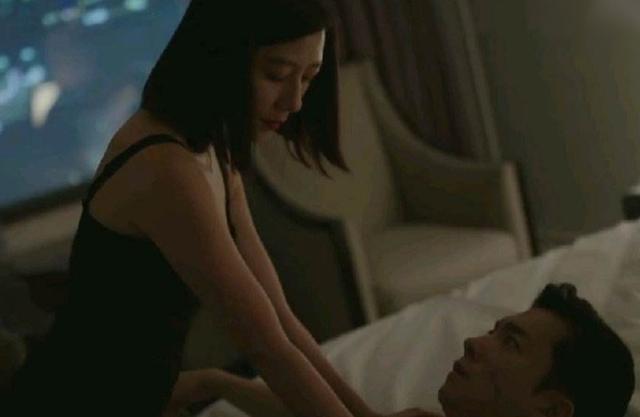 「夫妻的世界」韩剧《夫妻的世界》出现尺度过大的镜头引发争议,将受到严厉处罚