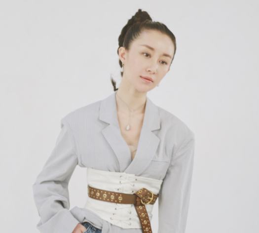 『周涛』她出道二十八年, 却拍了63部电视剧3部电影, 身为“老戏骨”的她今才33岁！