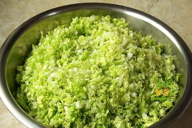 饺子|入秋后，这种饺子特好吃，皮薄馅鲜，好吃顶饱，怎么吃也不腻