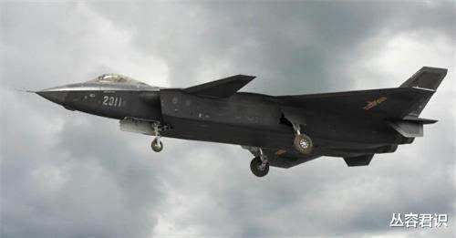 歼-20▲歼20的国产太行发动机有多先进？推力达15吨，还装有隐身矢量喷管