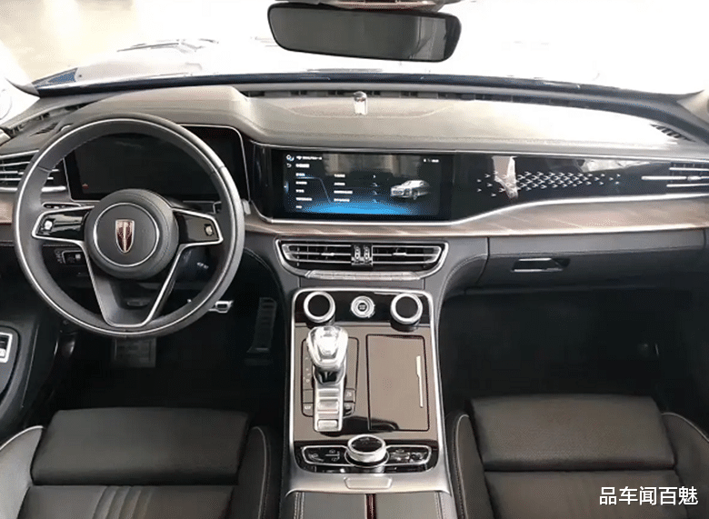 「红旗h9」没白等!红旗H9荣耀蓝单色版到店,外观大气且动感,下月10号上市