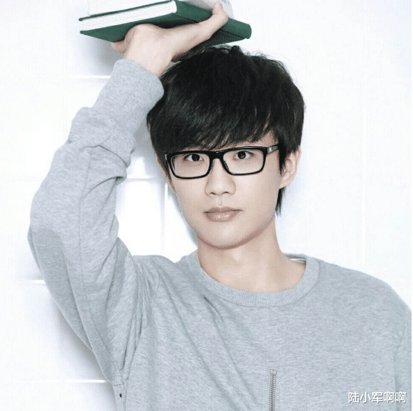 许嵩|他拒绝《我是歌手》三次邀约，坦言输赢无所谓，就是没兴趣进贵圈