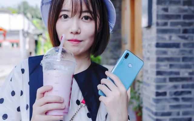 5g手机|女生适合入手的5G手机，这4款不仅具备颜值，拍照也很强