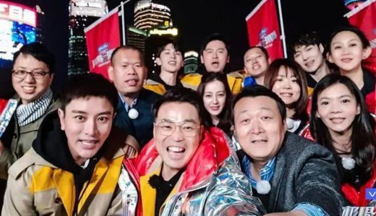 迪丽热巴▲《极限挑战》艺兴热巴强行组CP被央视点名夸奖，这次导演走心了