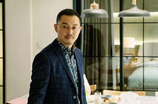 郑恺|全员划水戏耍观众，《奔跑吧》彻底糊了？郑恺撕名牌表现说明一切