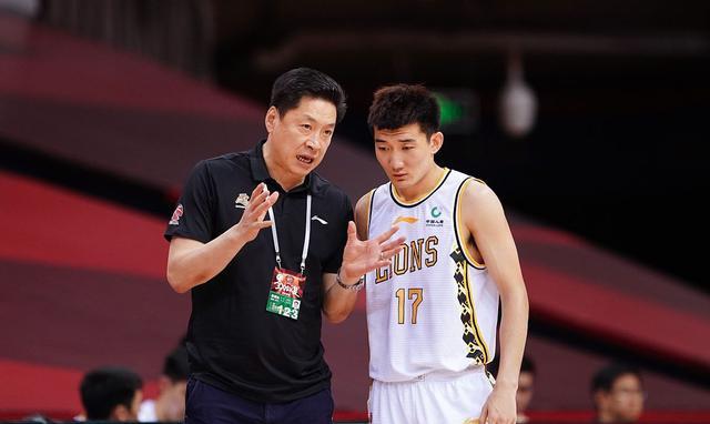 李春江|摊牌了！李春江“突然下课”真因曝光，并非主动辞职，球迷怒了