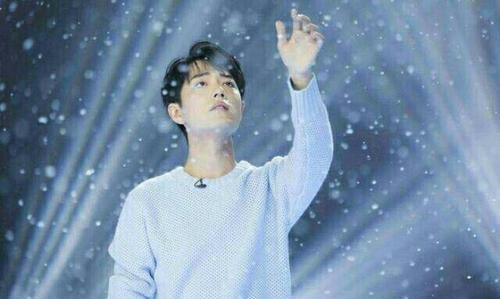 [光点]歌曲红到国外，肖战新歌《光点》销量破亿的秘密，不要道听途说了