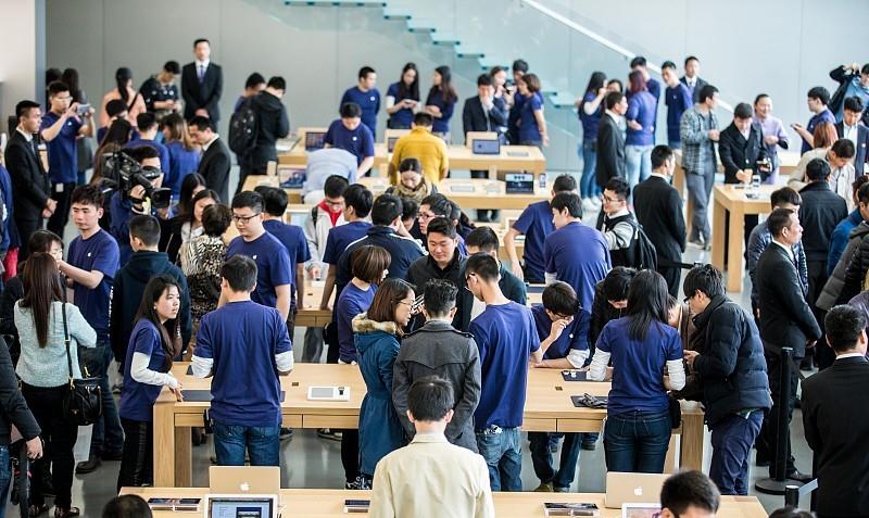 iphone11|iphone11再度屠榜！8月手机销量：华为又被“口头支持”