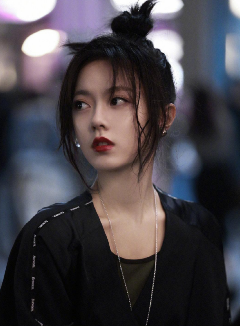 【赵今麦】继《初恋那件小事》后，赵今麦携首部古装剧而来，合作两大男神