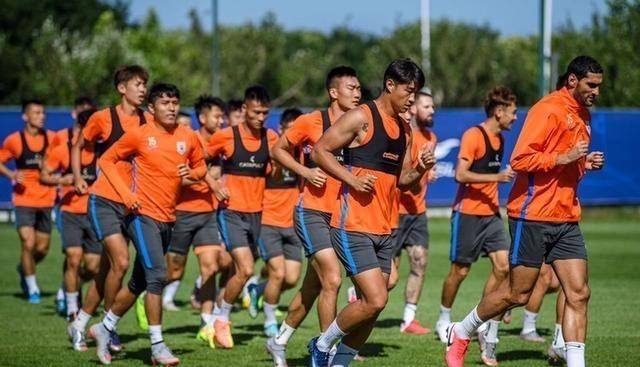 山东鲁能|确定了！李霄鹏爱将正式找到下家，未来有望重返鲁能！