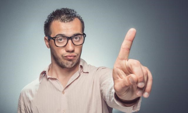 :如果公司有这3种情况,赶紧辞职别犹豫,坚持越久越没前途