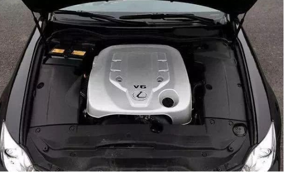 动力|六缸2.5，和四缸2.5有什么区别，动力不一样吗？