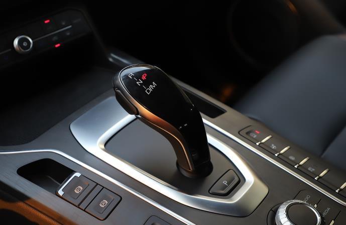 「wey」12万的WEY VV5值得买吗？开了180天后，车主说了七个字