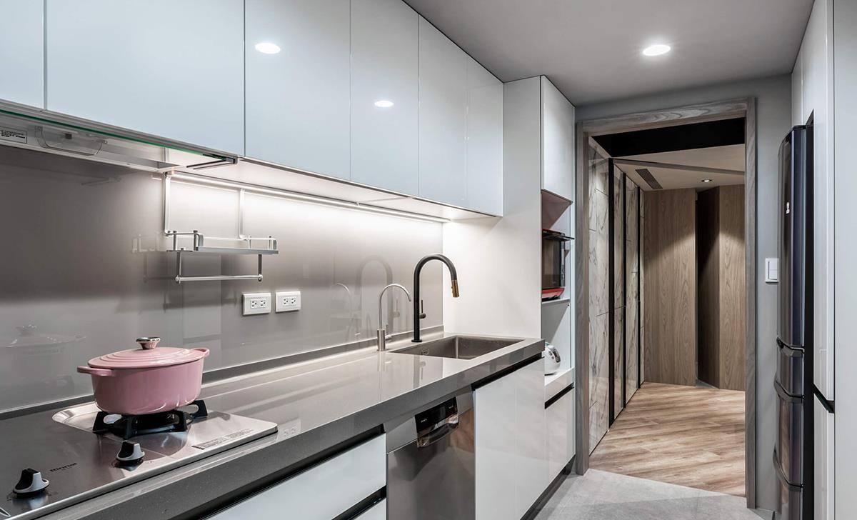 混搭|30年老宅翻新,99㎡,石与木的完美混搭,一家四口的幸福生活!