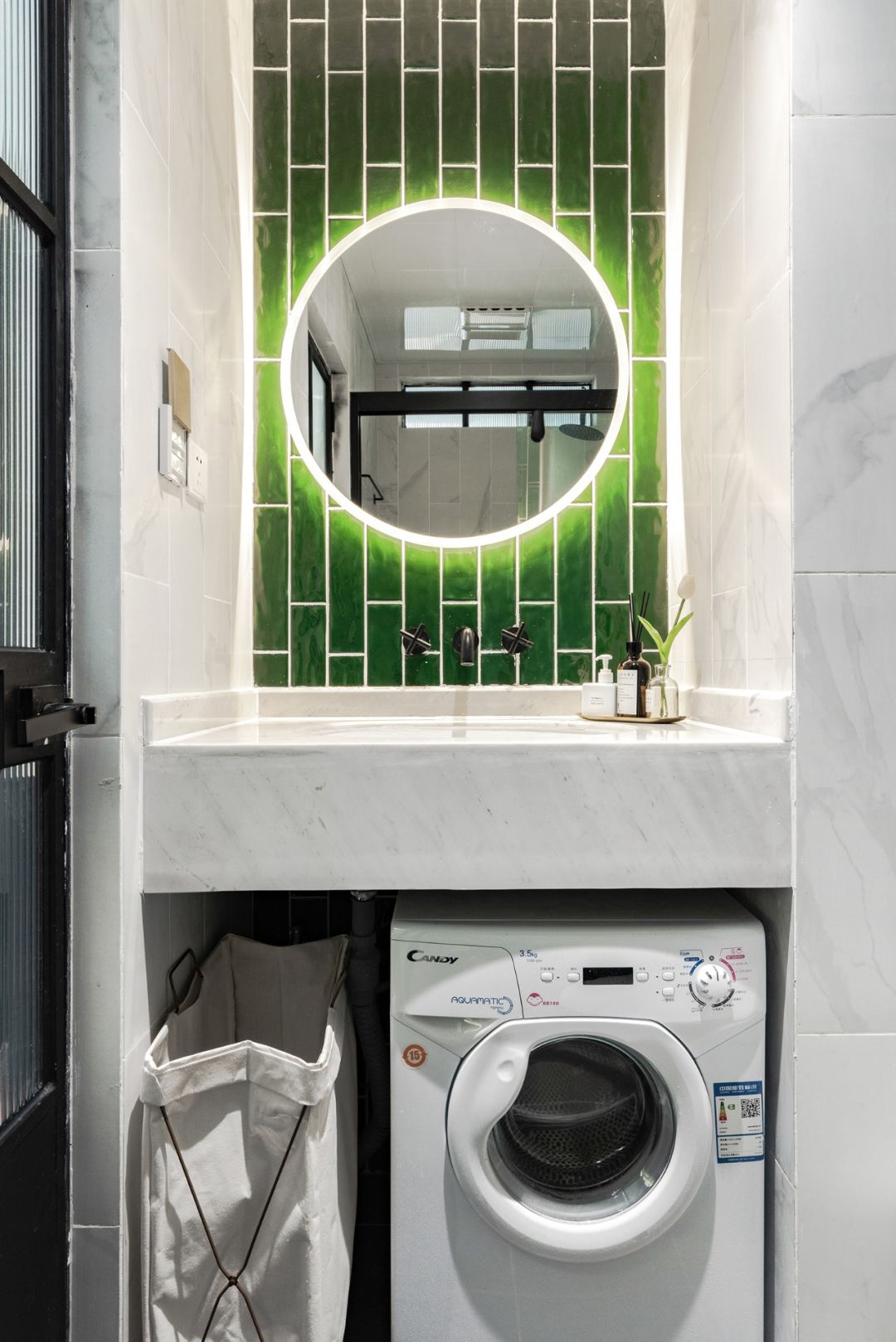 |35㎡北欧风单身公寓，全屋收纳柜+多功能卧室设计，太实用了！