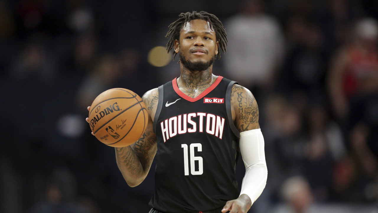 詹姆斯·哈登|突发！火箭闹剧再次升级，17+6两悍将缺席比赛，哈登交易报价出炉