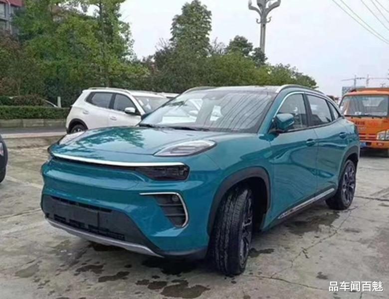 奇瑞|“宾法”设计师没白请！奇瑞蚂蚁到店，颜值媲美卡宴，轴距超2米8