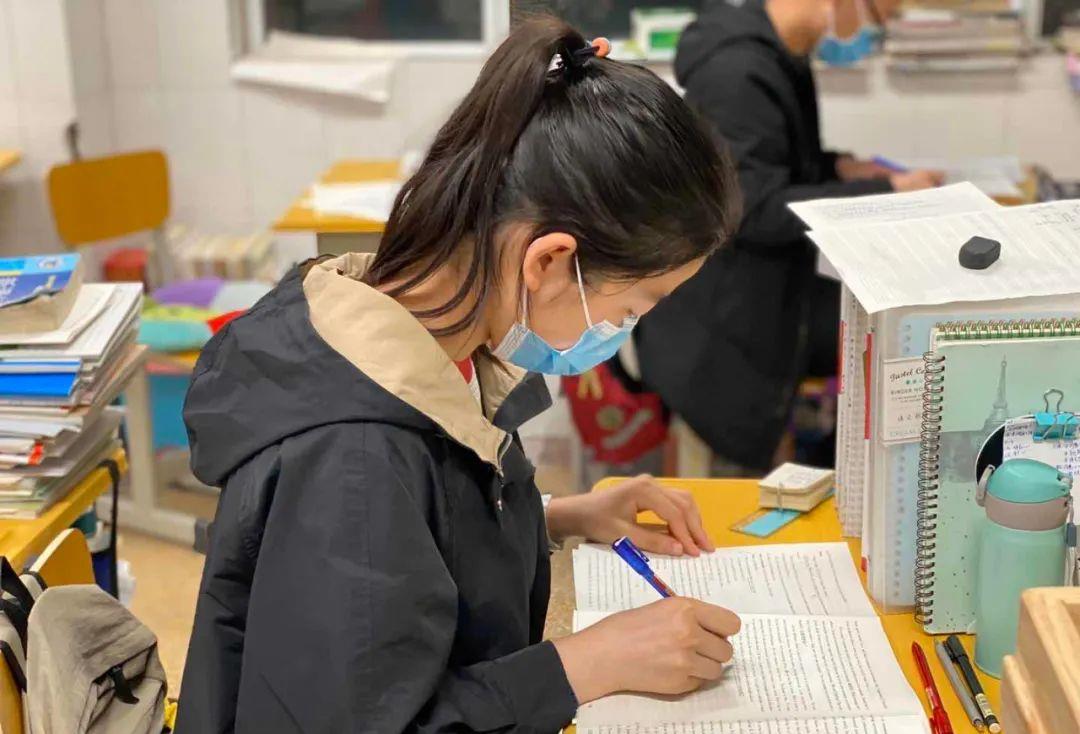 [学霸]初中时期的学霸，多半长期坚持这3种“好习惯”，你中了几个？