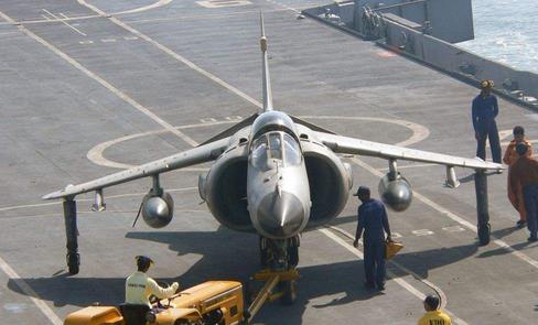 印度@印度教授：看不懂中国人，2万块就能搞定的事非要花2000万