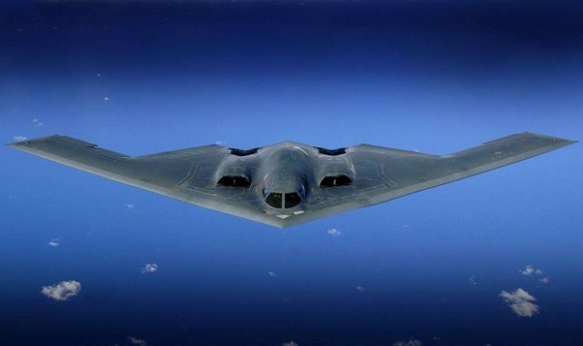 b-2轰炸机|世界最强轰炸机即将诞生，实力远超B-2，S-400系统都拦不住
