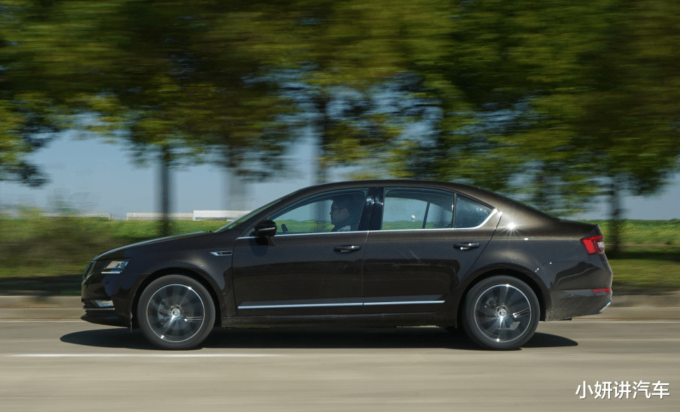 【斯柯达明锐】全新明锐即将来袭！比朗逸好看，长近4米7+150马力+7AT，带国六