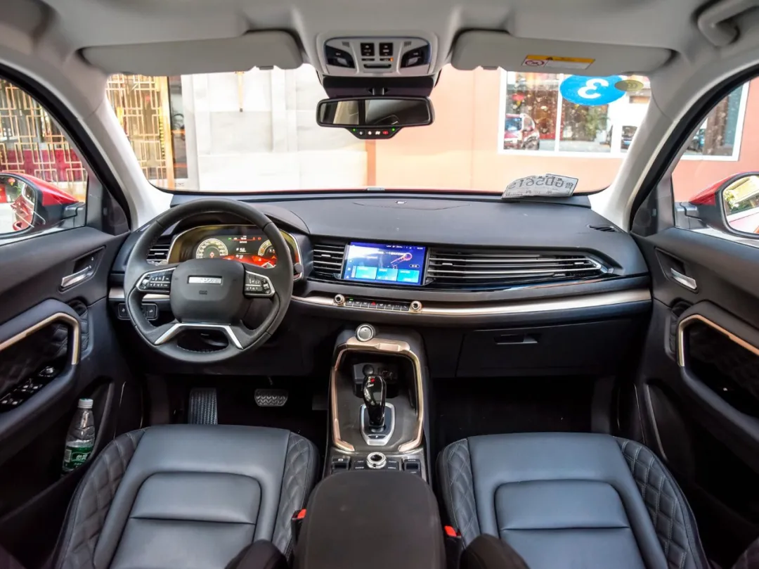 大众CC|同是销量霸主，哈弗H6和本田CR-V，到底有什么差别？