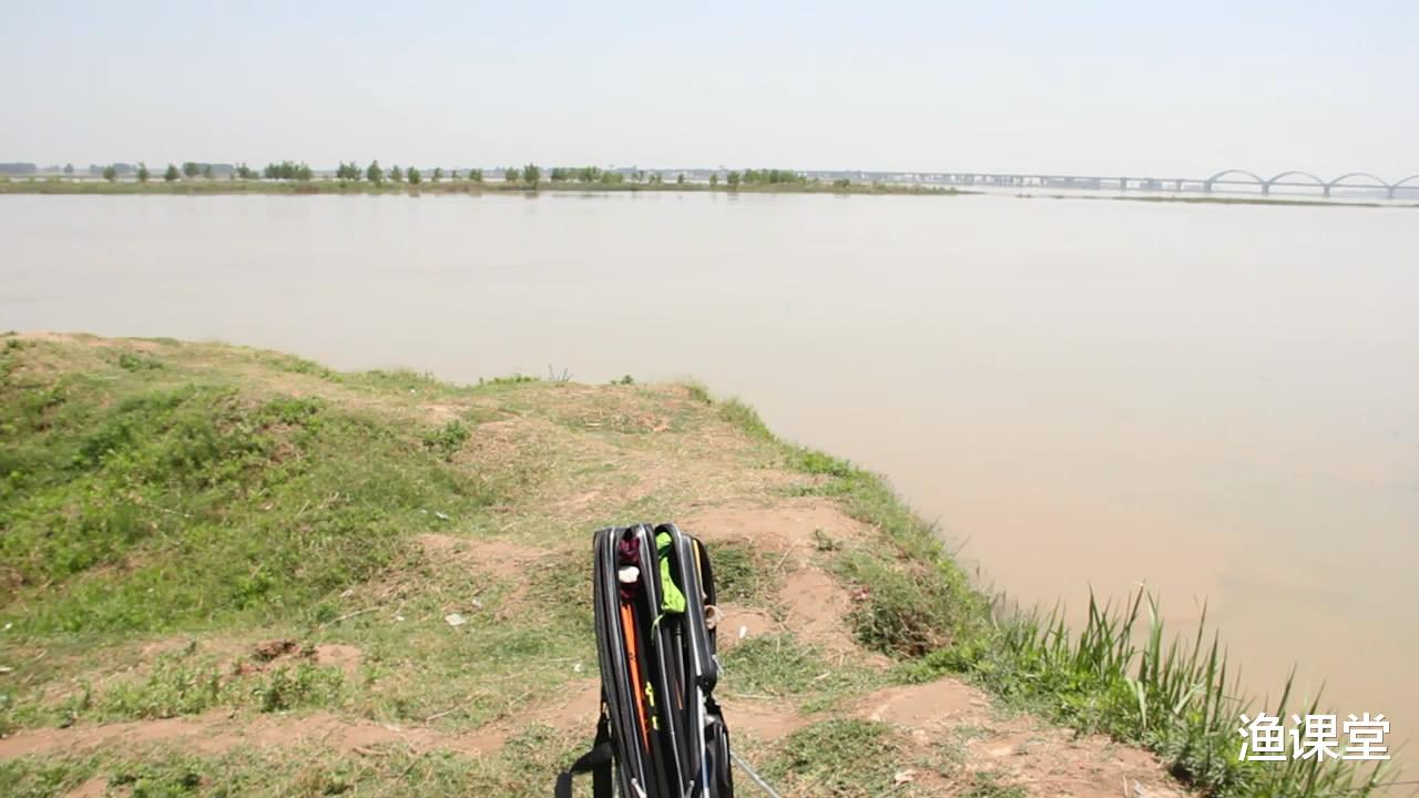 「」为什么说夏天的钓位很好找？因为就这2个地方，找不到的都是小白