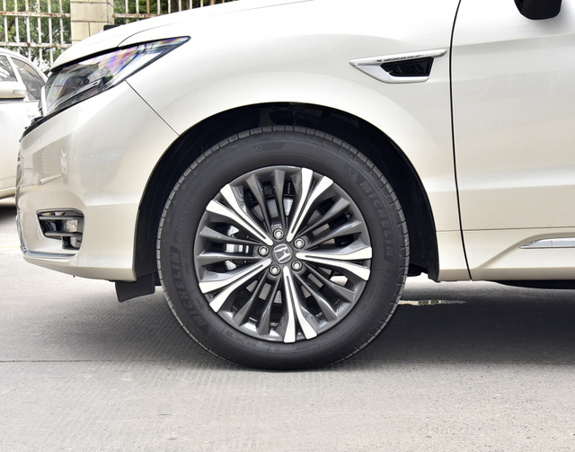 #哈弗H6#2020款本田URV终于上市,2。0T爆272马力,配四驱