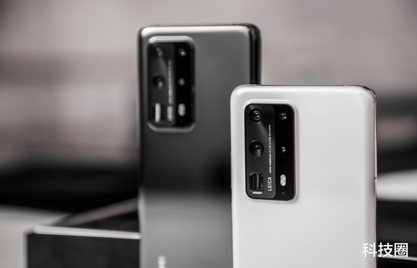 三星▲华为P40 Pro+将开售,被曝光用三星屏卖到近八千终于用上了