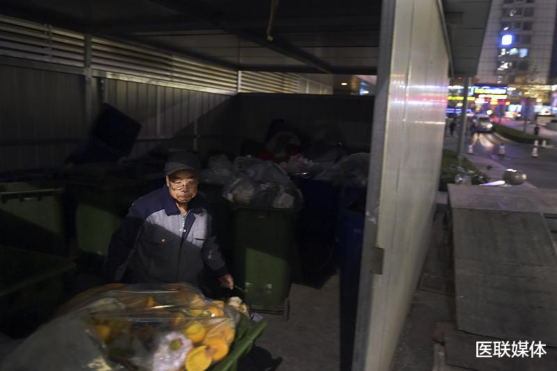 疾病|身体若出现这4个症状，恐是癌症的“信号”，早发现的很幸运