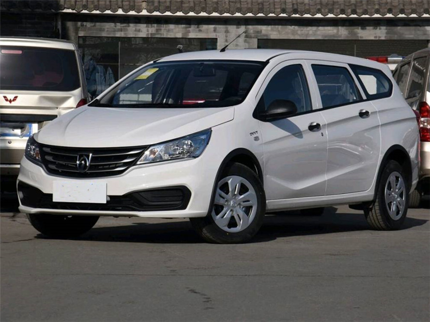 「旅行车」最便宜“旅行车”!后排自带双人床,能拉半吨货,顶配也才6万多