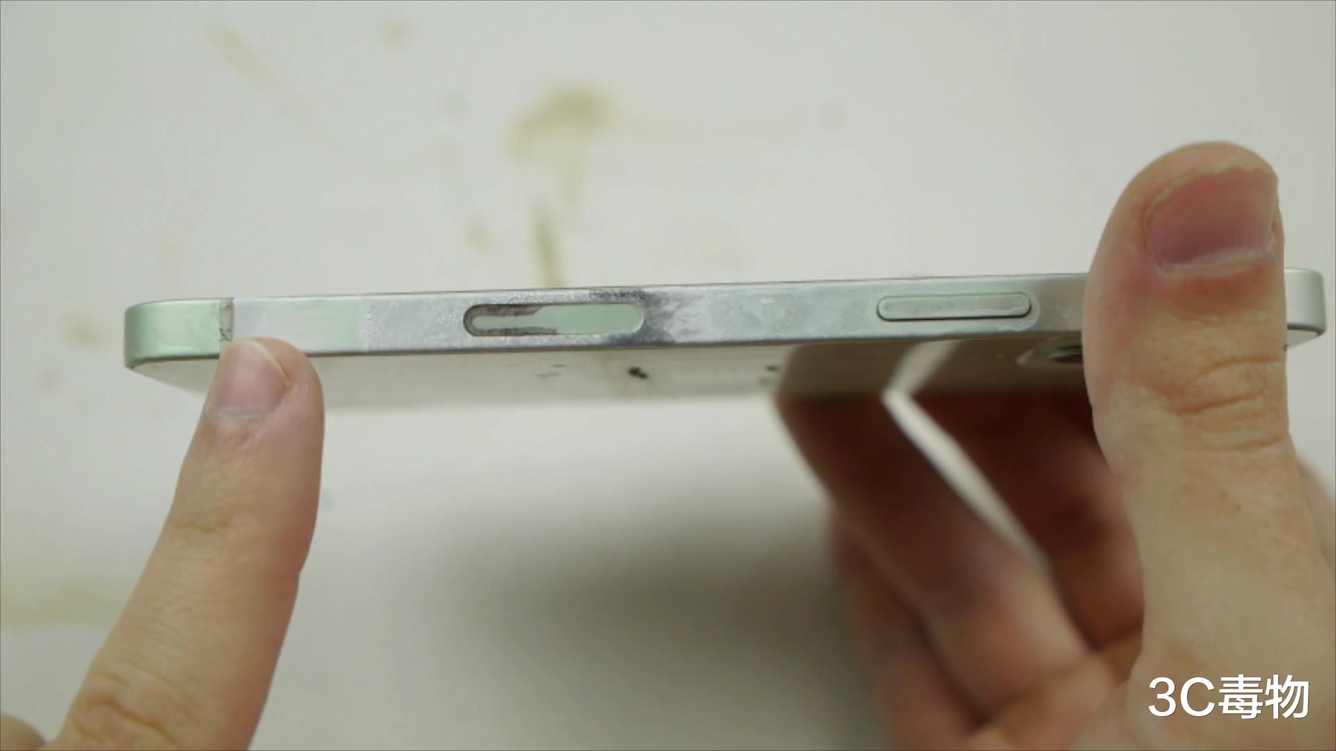 双十一|iPhone12和三星S20耐腐蚀测试：结局反转，果粉又要沸腾了