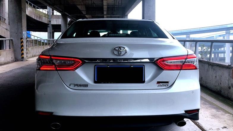 丰田凯美瑞|听了家人的建议,花19万提辆丰田凯美瑞,车主:我只想说句大实话