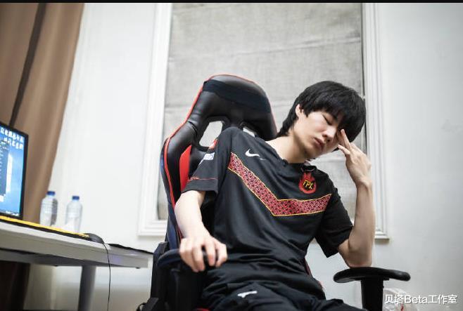 「fpx战队」FPX败给JDG后,赛后图发布!小天自闭了,doinb双眼无神一脸凝重