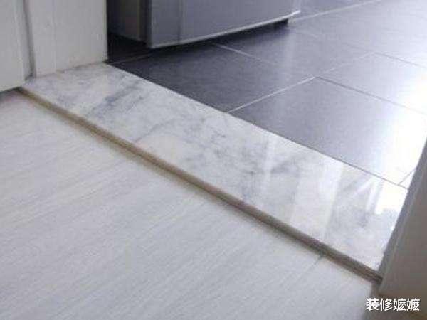 |德国朋友卫生间这样装门槛石,不得不感叹聪明,后悔我家装错了