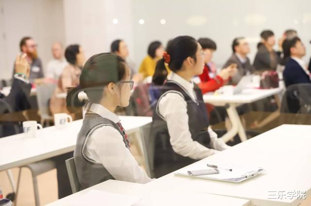 退休@退休老教师坦言：毕业后有前途的学生，大多是这三种，与成绩无关