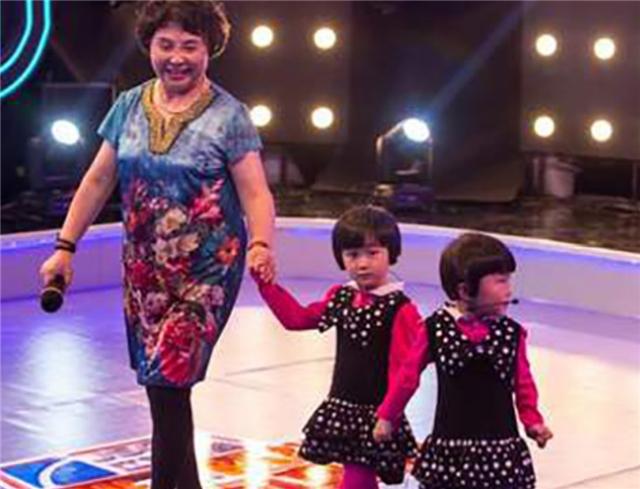 小志的历史观点|10年前，那个拼命生下双胞胎女儿的60岁老人，如今怎样了？