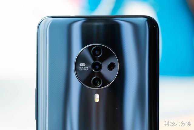 「5g手机」想换5G手机别跟风，这三款都是公认的高价低配，告诉你就别入坑了