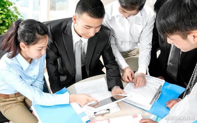 服装设计|大学“最烧钱”的4个专业，家庭条件不富裕者，建议谨慎选择