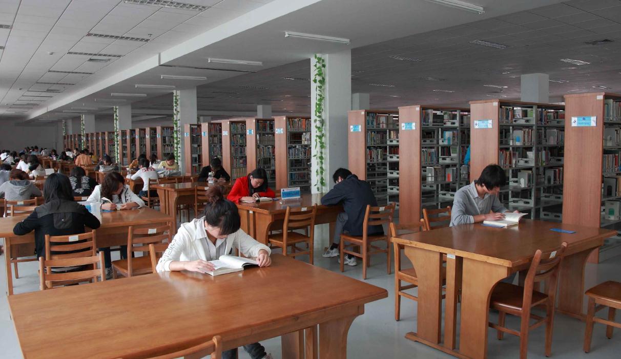 考研|大学不准备考研，这7类专业不建议报考，不读研很难找到工作