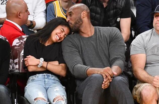 【飞行员】科比坠机最新调查结果出炉：飞行员重要短信曝光，瓦妮莎迎来利好