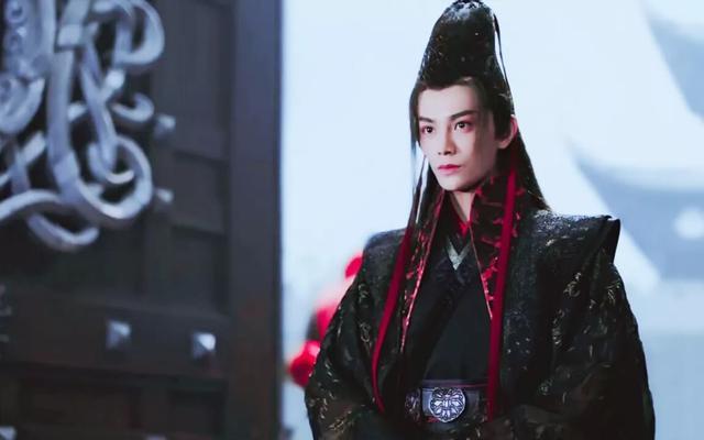 滤镜■《陈芊芊》男主滤镜碎裂,直播暴露真实颜值,被网友调侃像野人