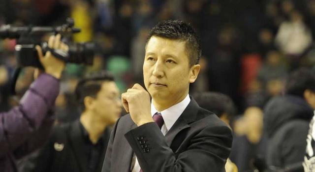 「郭士强」才下课几天郭士强迎来喜讯,国务院荣誉太给力,网友:实至名归