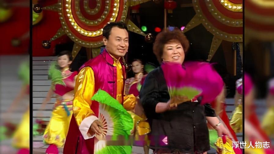 董立范|富婆专业户董立范，赵本山张艺谋的御用配角，却在戏外被骗钱骗色