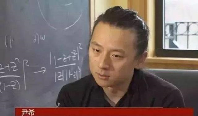 尹希■中国的天才入了美国籍，拒绝回国发展，回复一句话让网友们集体的沉默