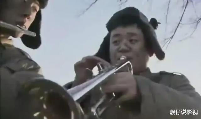 『亮剑』亮剑：都是暂七师军乐队，老版很专业，新版确定是玩音乐的？