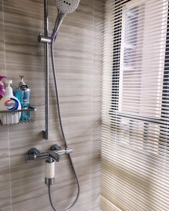 「」为什么卫生间装修，花洒要连接上一根电线？好多家庭都不了解