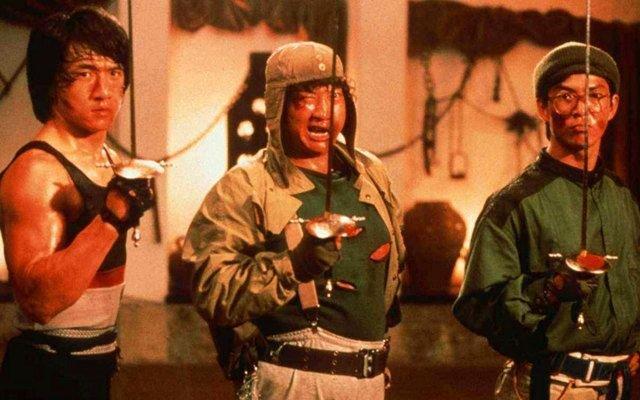 「吴京」拍戏全靠替身，片酬一天一百万比李连杰还牛，吴京直言“请不起”